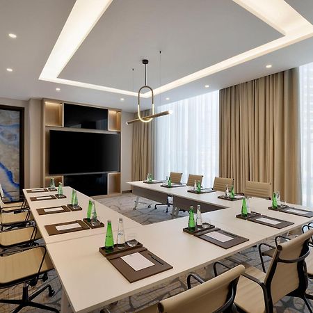 Hilton Garden Inn Dubai Business Bay Exterior foto